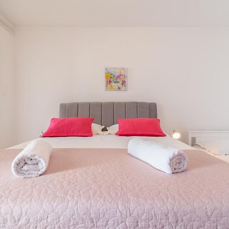 Apartments Malina Tučepi Eksteriør bilde