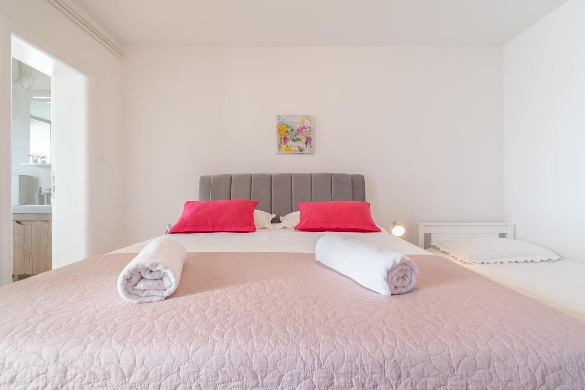 Apartments Malina Tučepi Eksteriør bilde