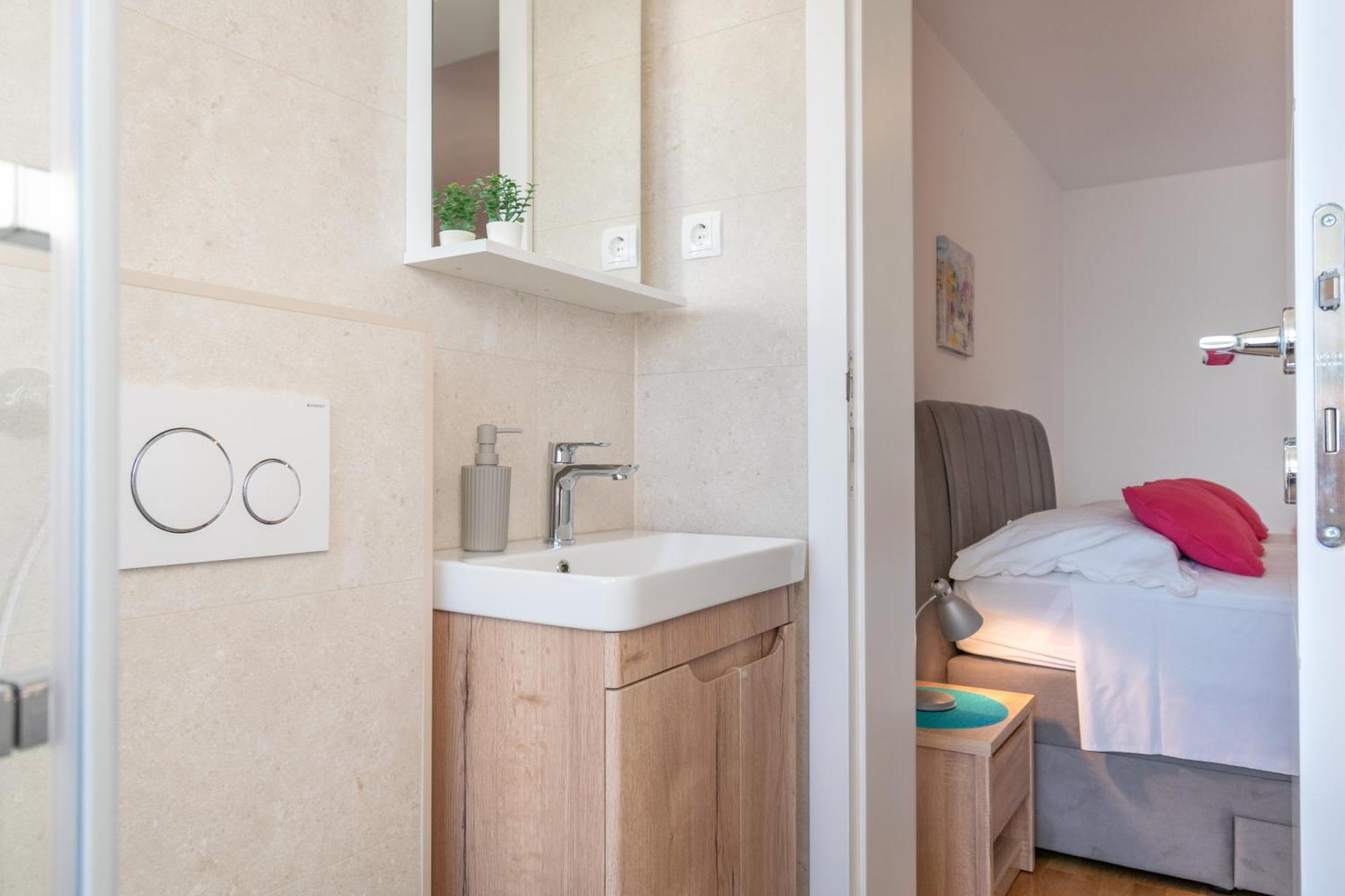 Apartments Malina Tučepi Eksteriør bilde