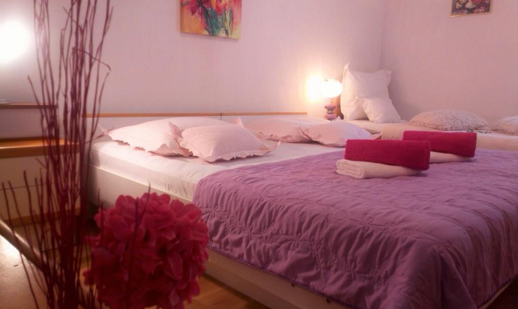 Apartments Malina Tučepi Eksteriør bilde